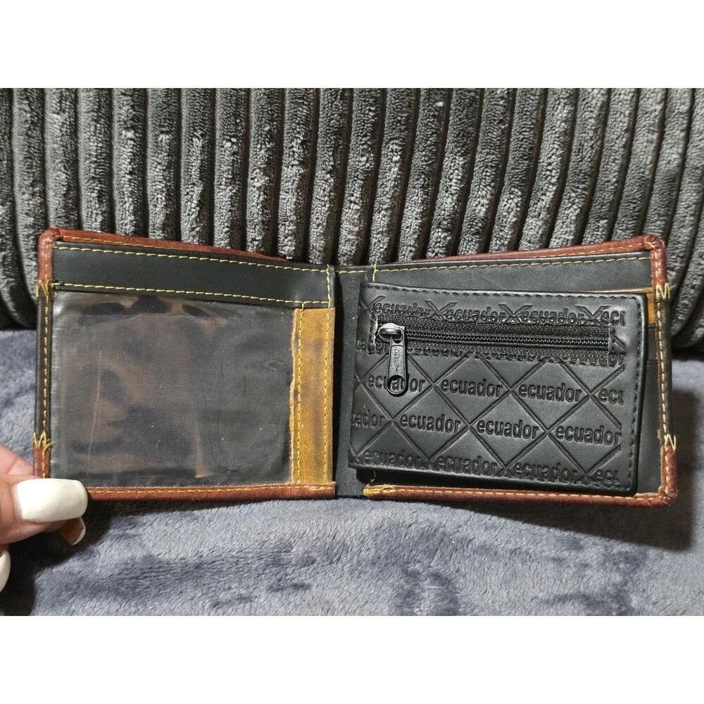 Rare 2pc Cool Ecuador Hand Stitched Tooled Bifold Embossed Leather Wallet EuC